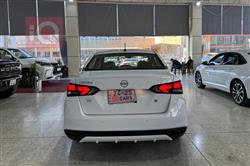 نیسان ڤێرسا